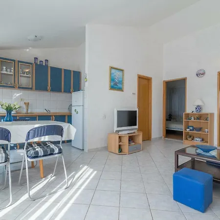 Bruno Apartment Vir