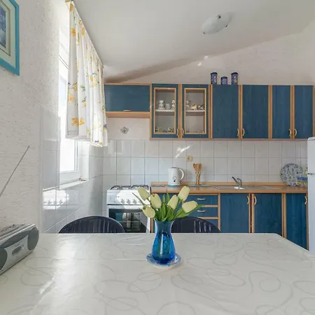 Διαμέρισμα Bruno *