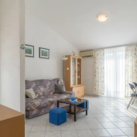 Bruno Apartment
